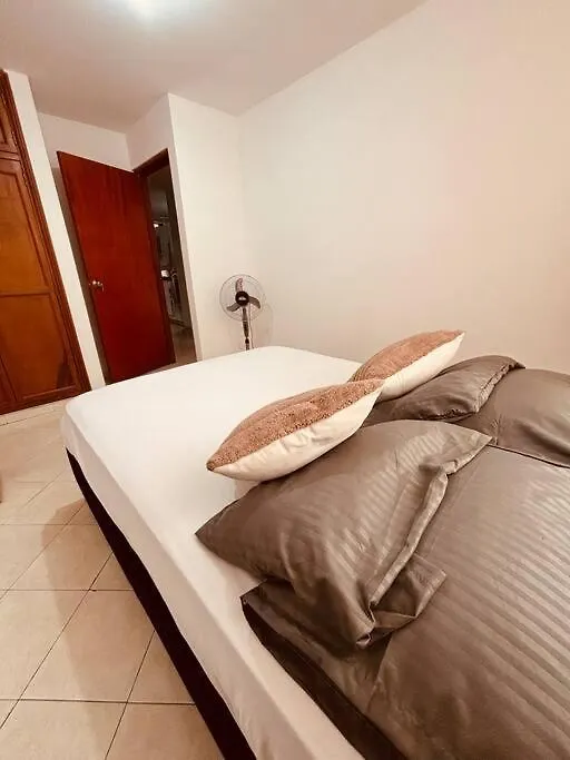 Apartment In Laureles 3 Rooms - Full Amenities ميديلين 0*,  كولومبيا